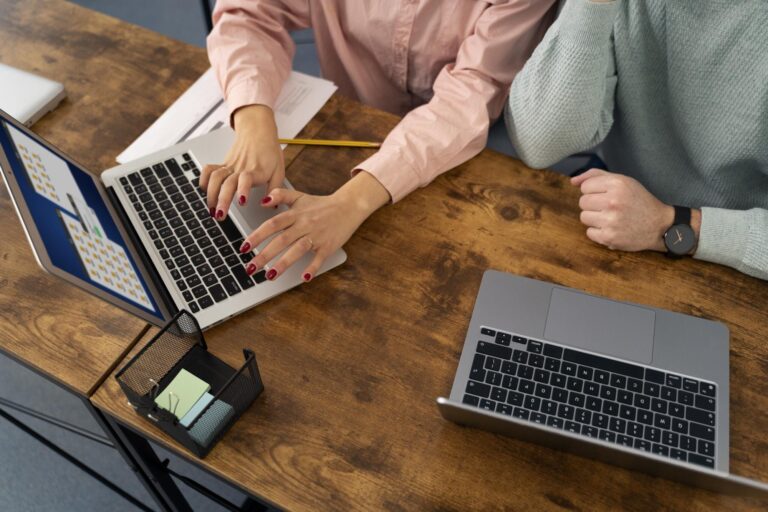 What is document automation – See how automated pre-sign operations shape the future of contract management